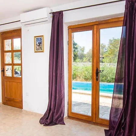 House Stone Curlew 5 Tatil Evi