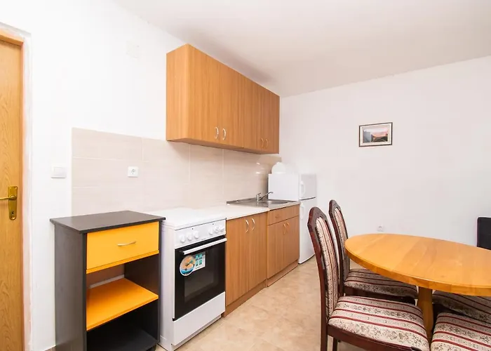 Semesterbostad House Stone Curlew 5 *